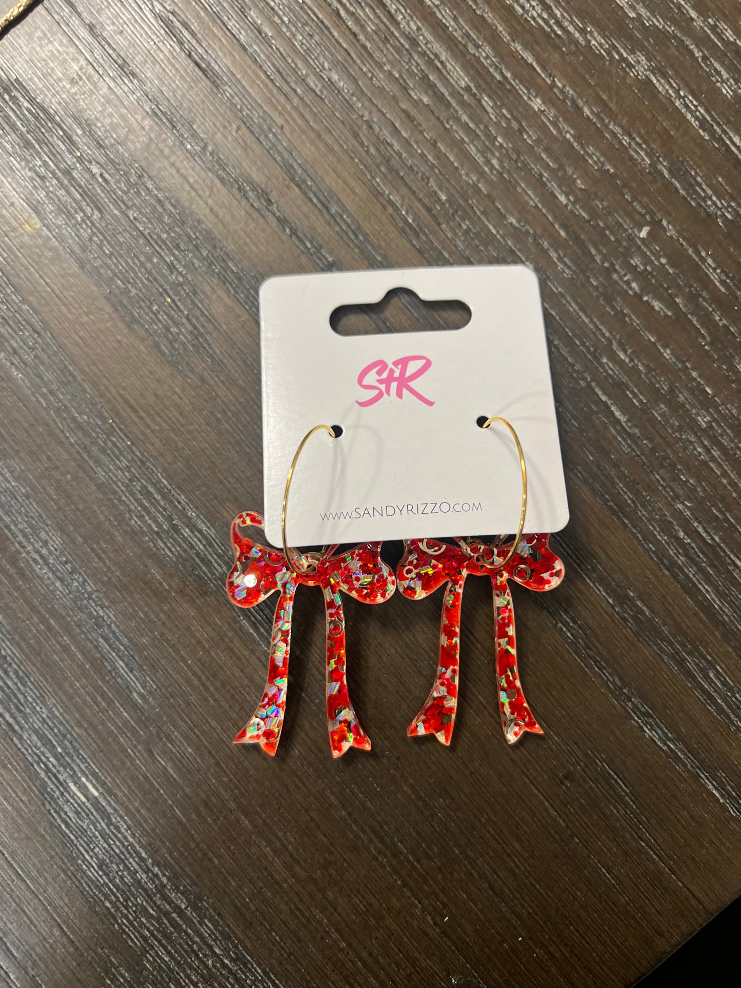 Red confetti bow