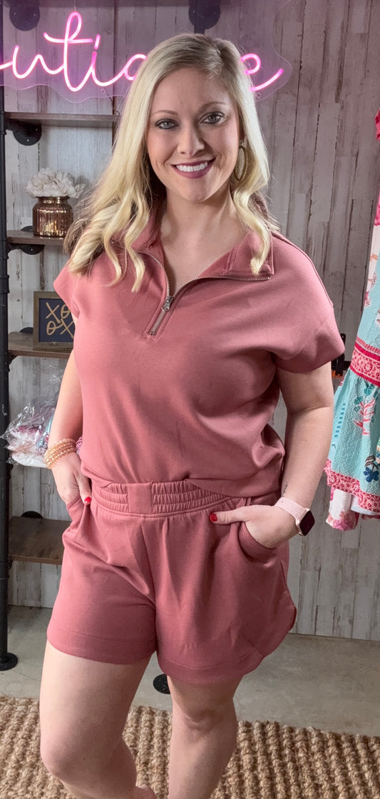 Zenana Winter Rose Scuba Set