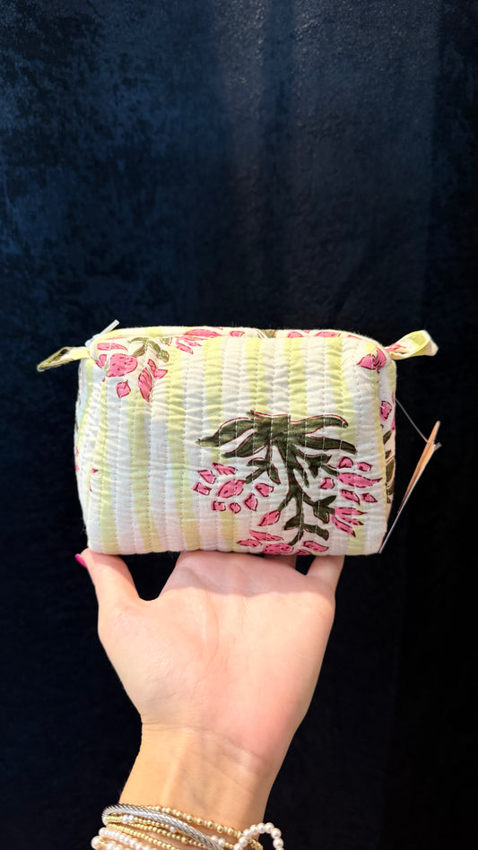 Small pink paradise toiletry bag
