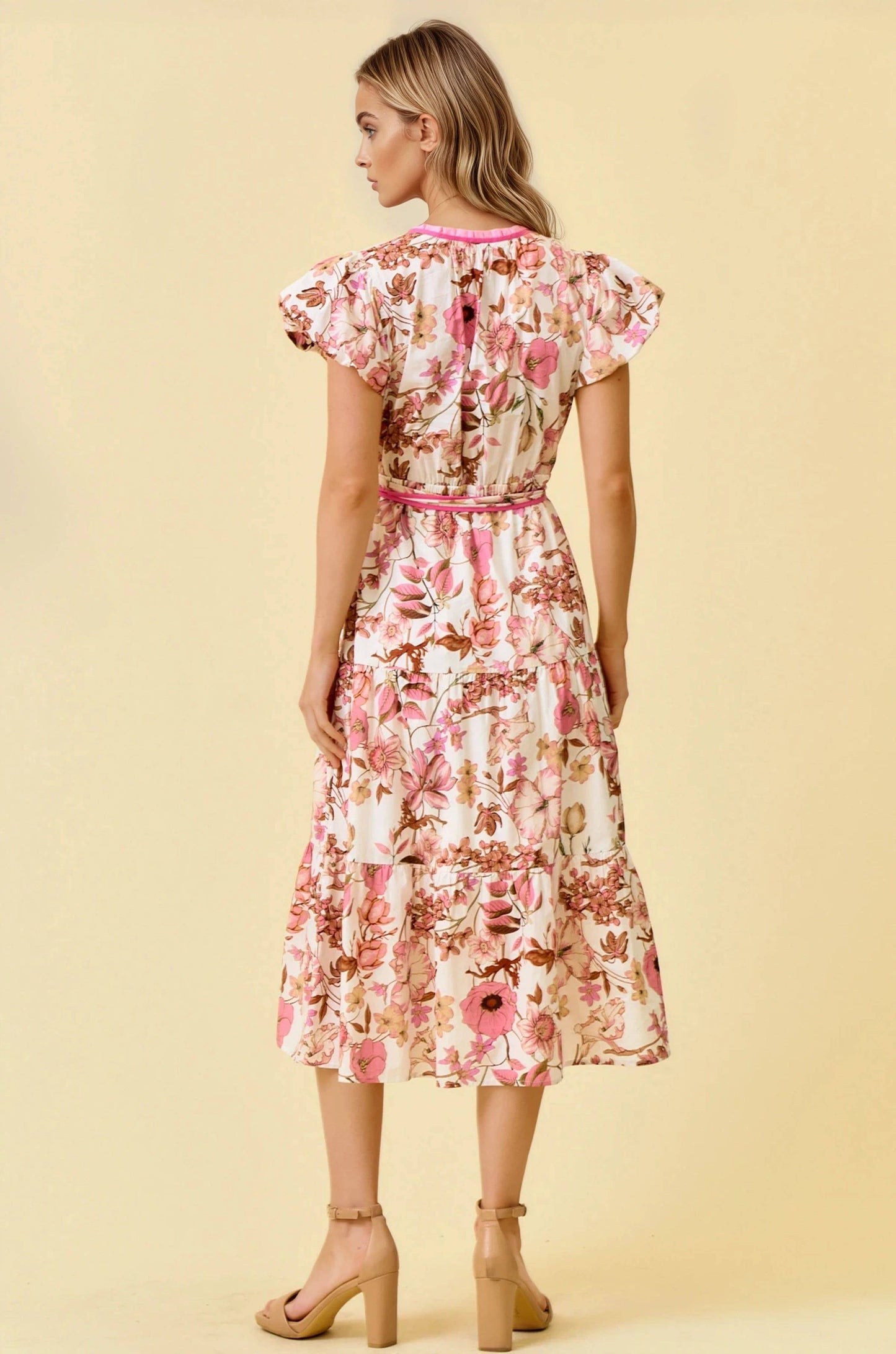 FLORAL PRINT BUBBLE SHORT SLEEVE TIERED MIDI DRESS - Pink, M