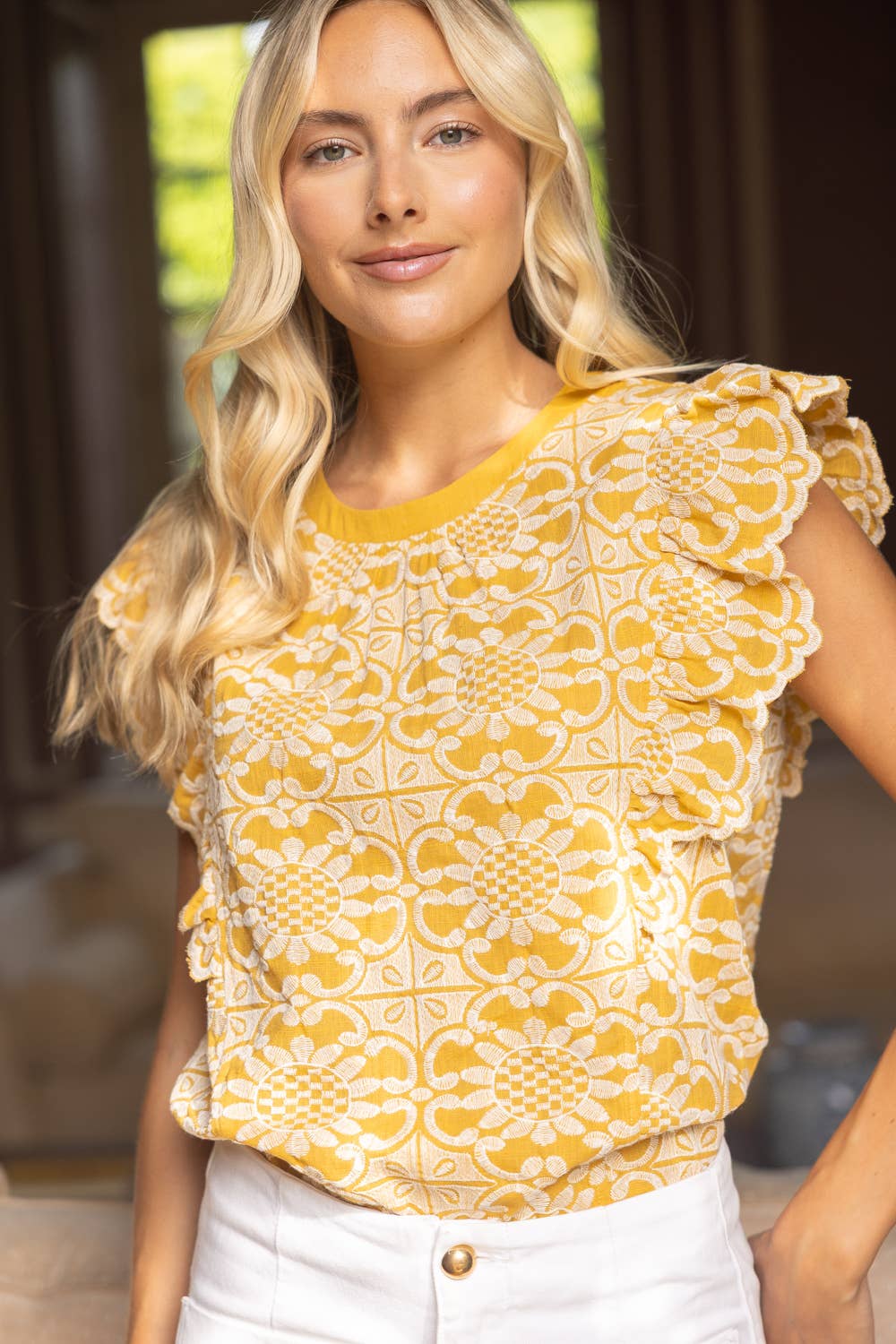 VOY - Scallop Ruffle Detail Floral Embroidered Top: Red, S